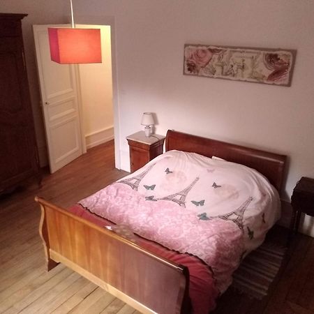 Bed and Breakfast L'Ermitage Floing Екстер'єр фото