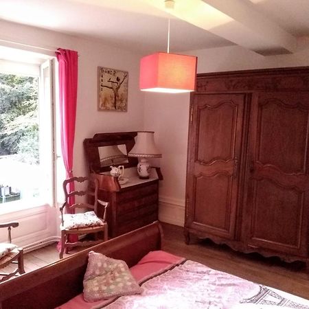 Bed and Breakfast L'Ermitage Floing Екстер'єр фото