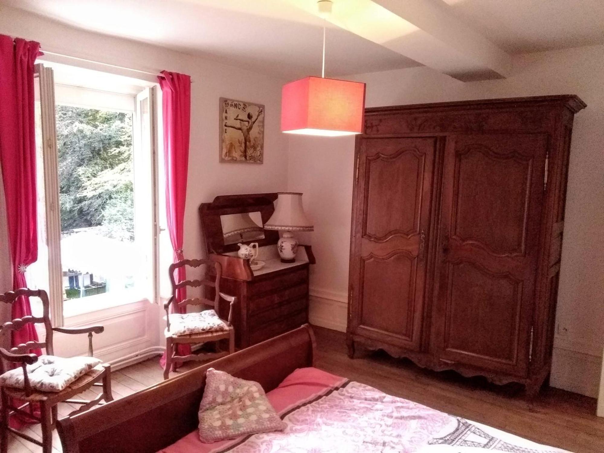 Bed and Breakfast L'Ermitage Floing Екстер'єр фото